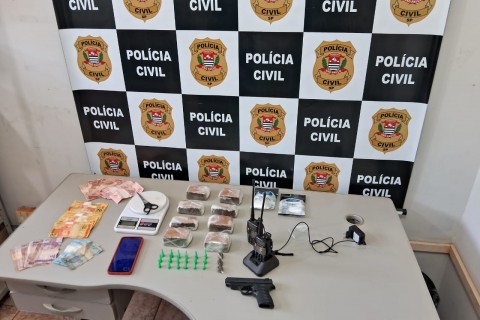 POLÍCIA CIVIL DE GUAÍRA PRENDE HOMEM POR TRÁFICO DE DROGAS